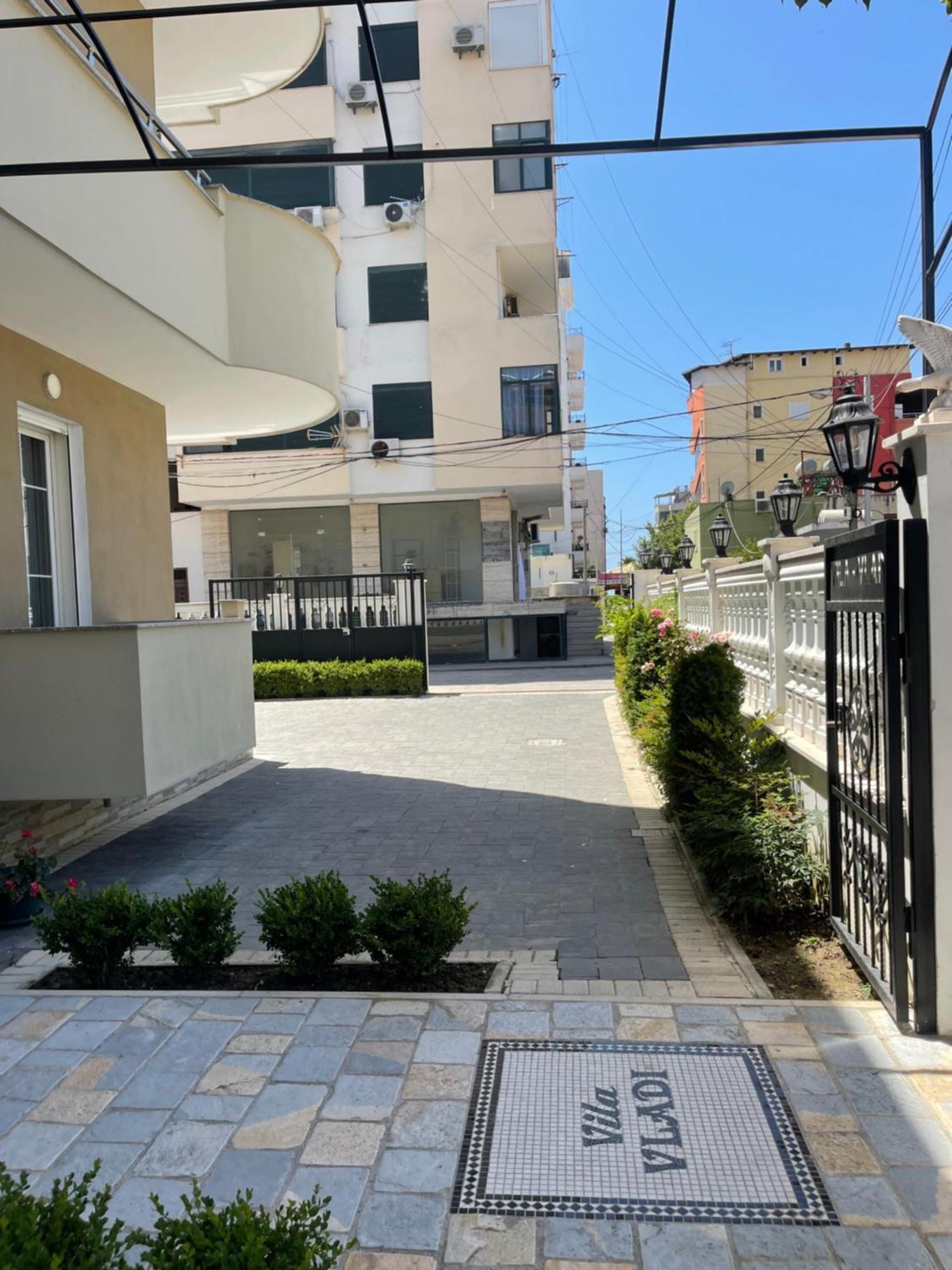 Vila Vladi Durrës 外观 照片